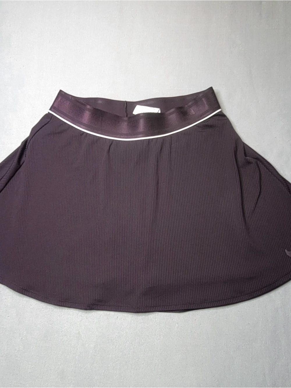 Nike is women gold skirts short tennis under shorts size XS color purple